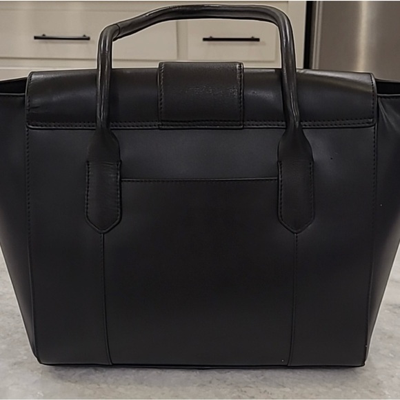 Radley London EUC All Leather Tote - Picture 3 of 10